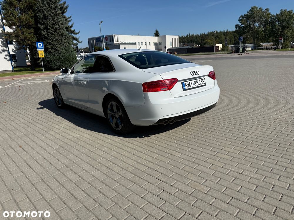 Audi A5 2012 photo 3