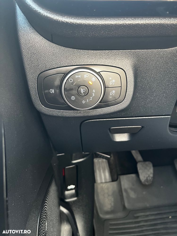 Ford Fiesta - 13
