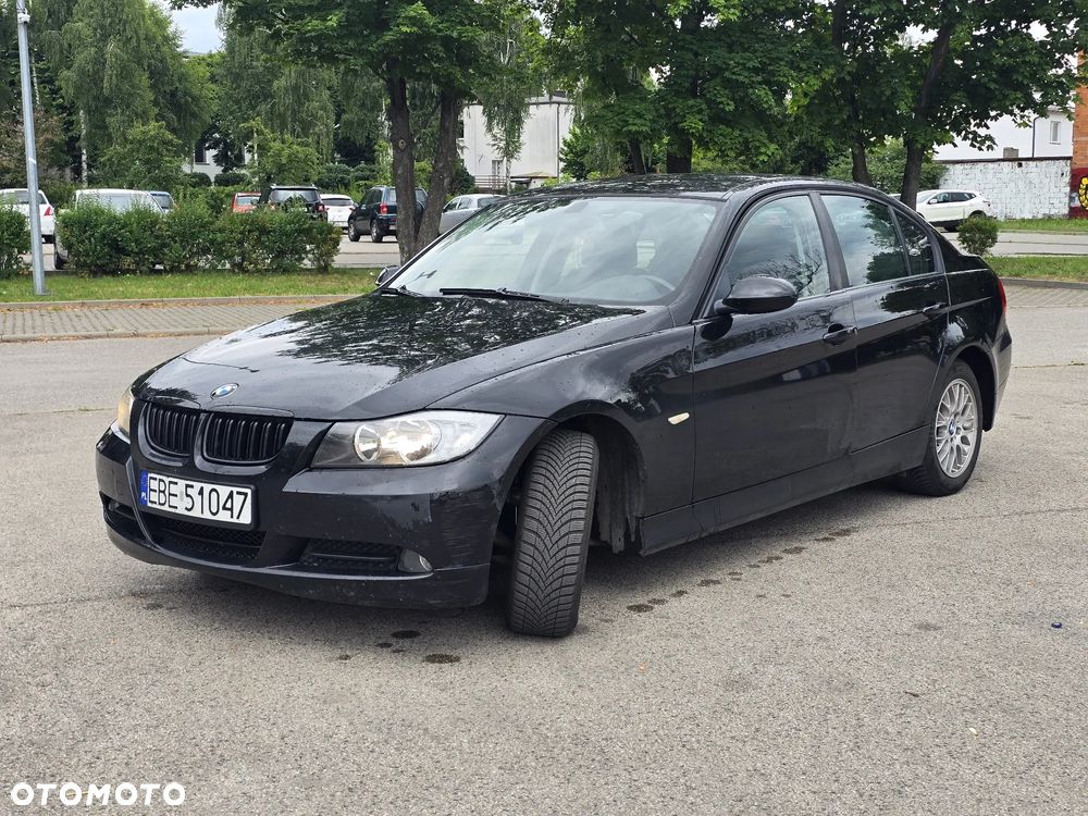 BMW Seria 3 318i - 3