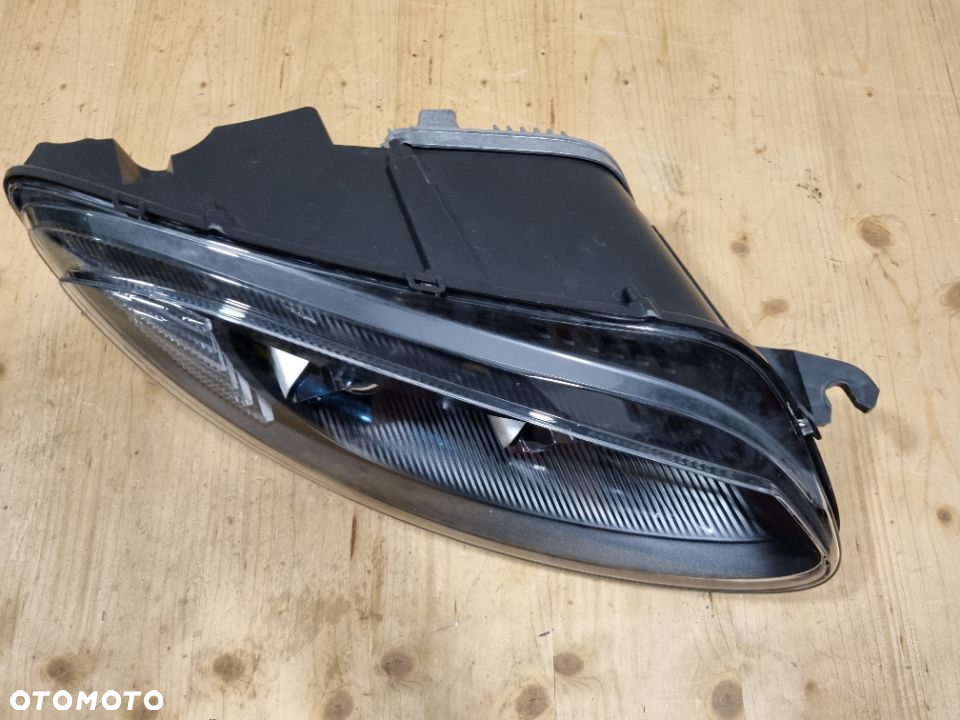 Aston Martin Lampa przednia prawa Vantage  ky63-13w029-bd - 2