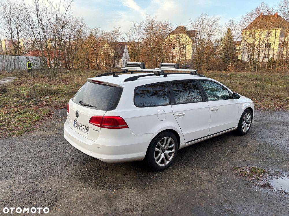 Volkswagen Passat 1.6 TDI Comfortline - 19
