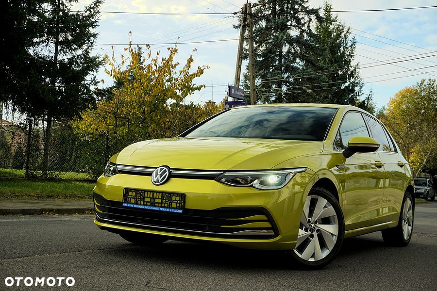 Volkswagen Golf - 6