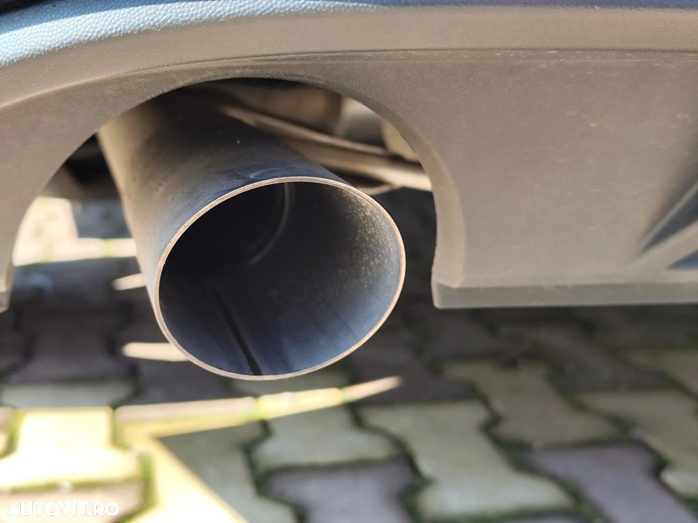 Volkswagen Golf 1.6 TDI BlueMotion Technology Lounge - 16