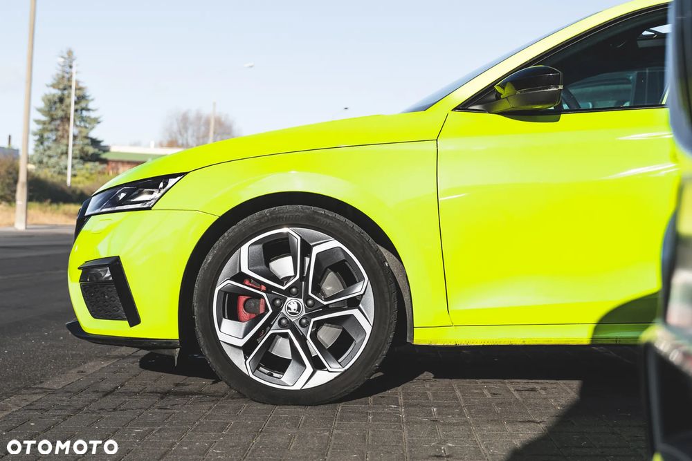 Skoda Octavia 2.0 TSI RS DSG - 3