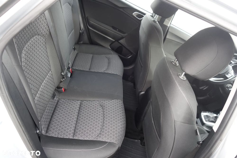 Kia Ceed 1.5 T-GDI L Business Line DCT - 10