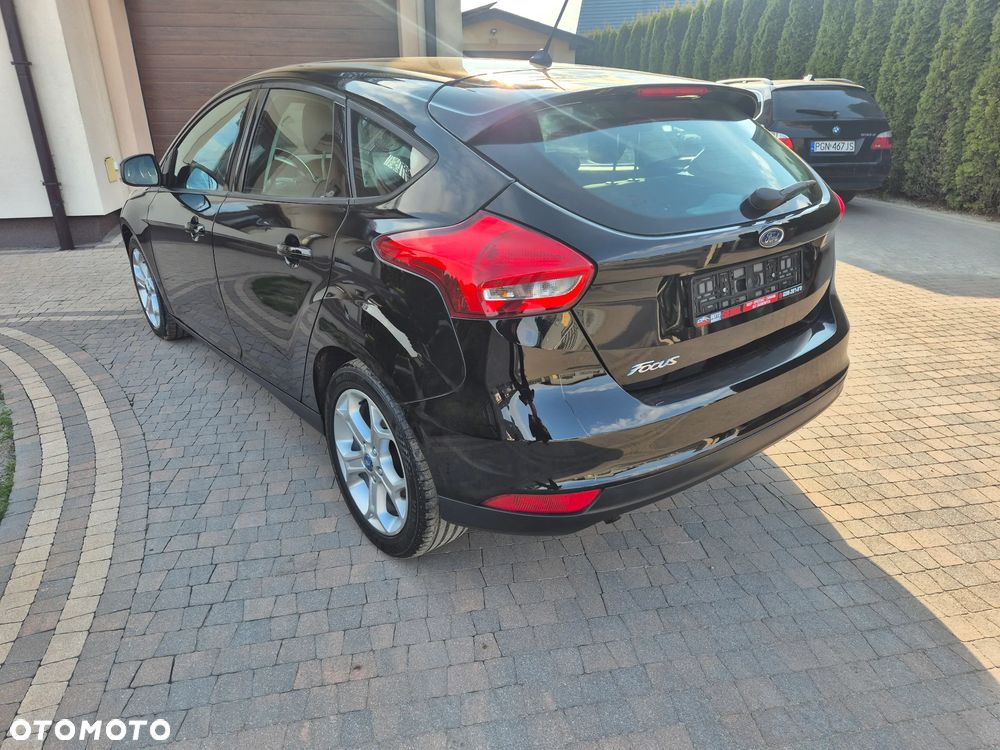 Ford Focus 1.6 Ambiente - 13