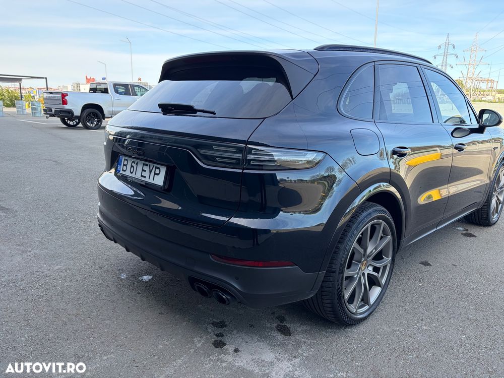 Porsche Cayenne E-Hybrid - 34