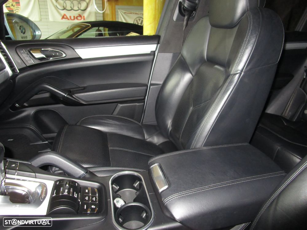 Porsche Cayenne S Tiptronic S - 24