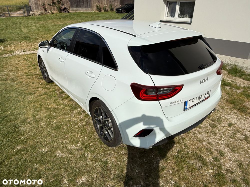 Kia Ceed - 34
