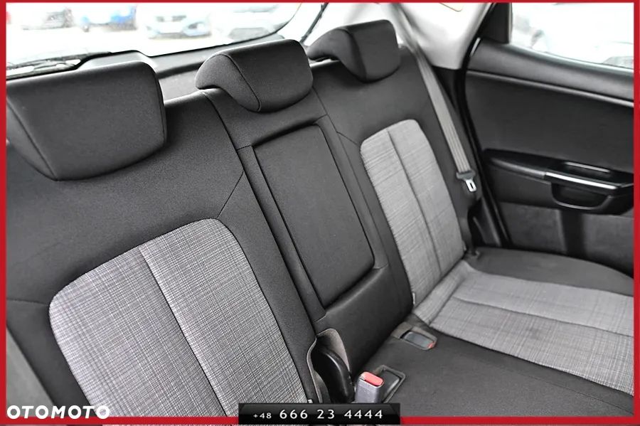 Kia Venga 1.4 CRDi 90 Attract - 23