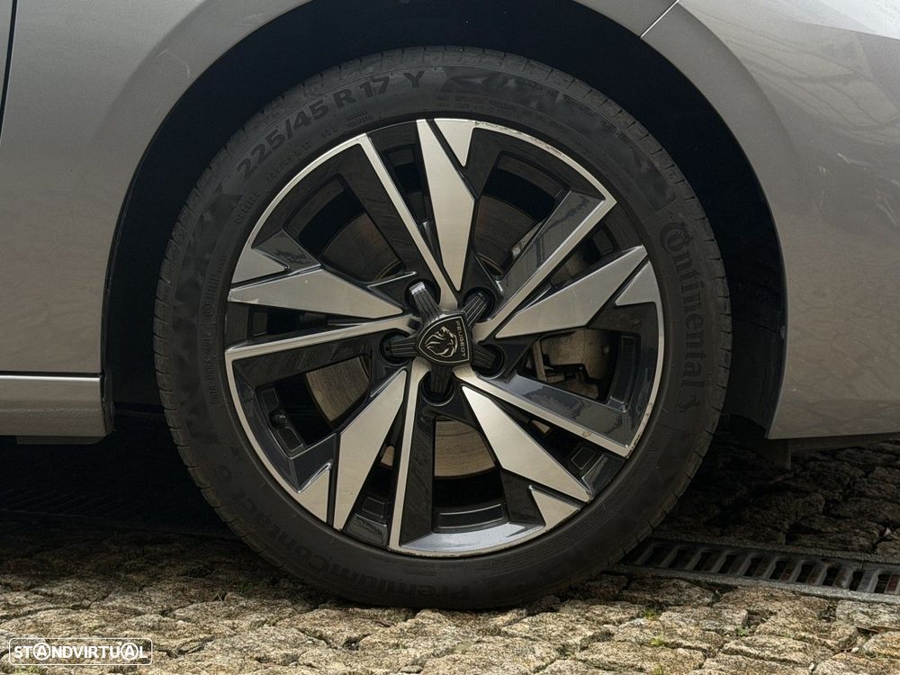 Peugeot 308 1.6 Hybrid Allure Pack e-EAT8 - 5