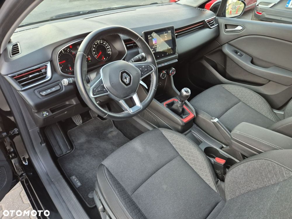 Renault Clio - 14