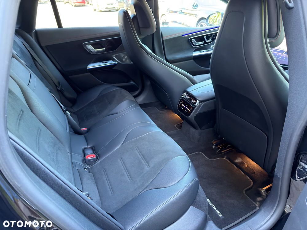 Mercedes-Benz EQE AMG 43 90.5kWh 4-Matic - 12