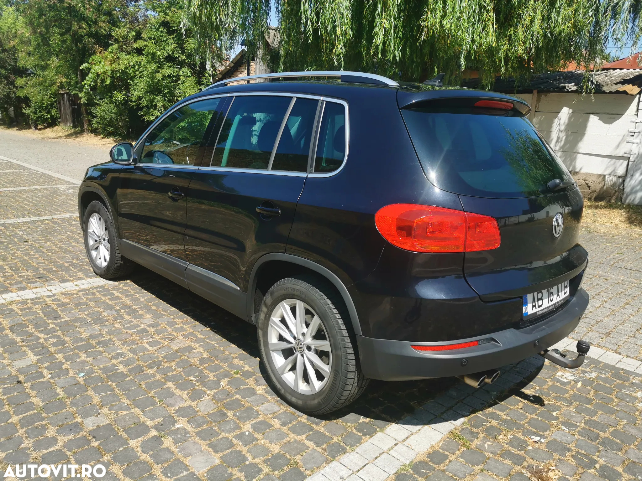 Volkswagen Tiguan 2.0 TDI 4Motion BMT Sport & Style - 3
