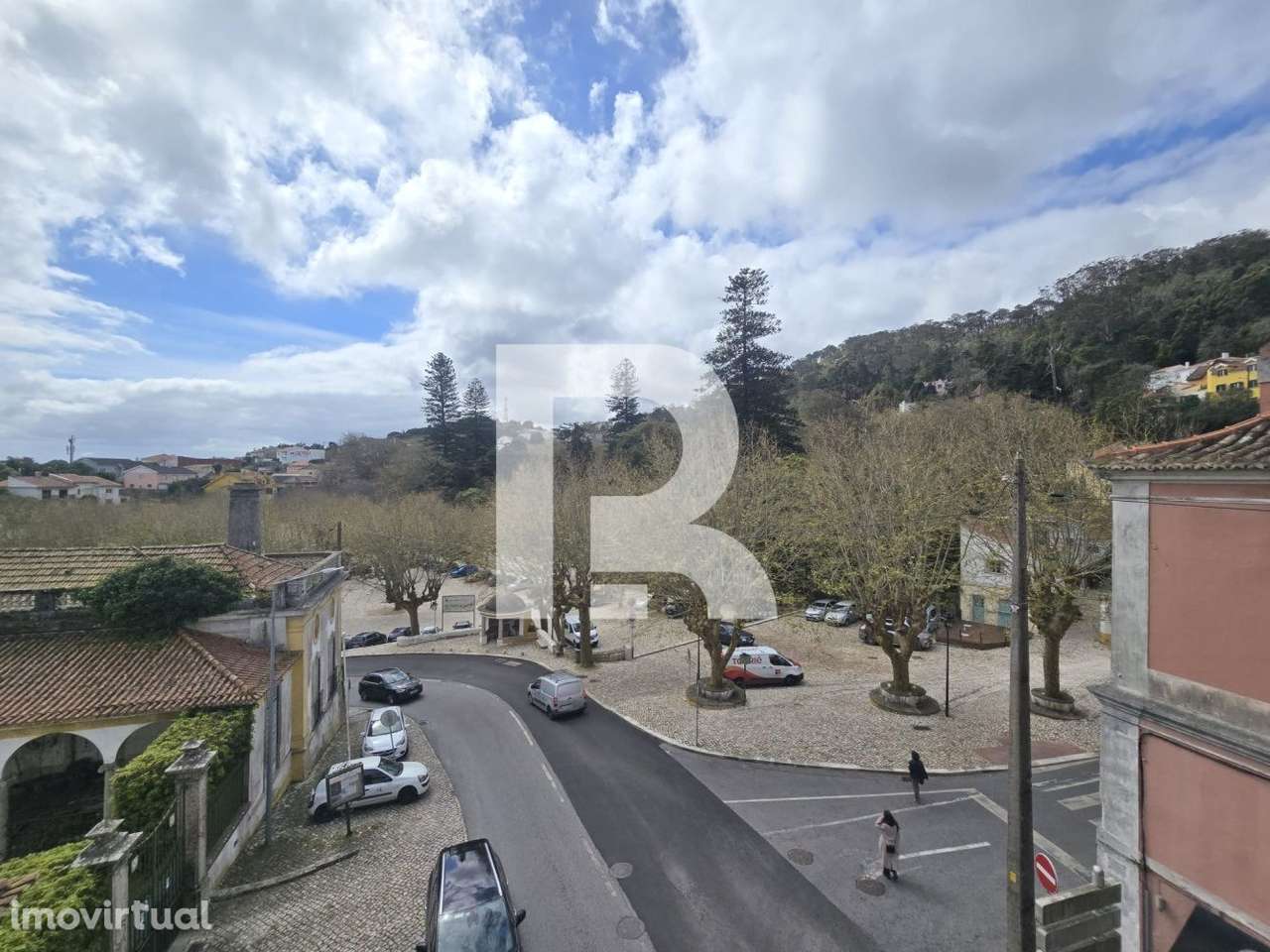 Prédio de 3 pisos comércio e habitação, com licença AL em S. Pedr - Grande imagem: 3/19