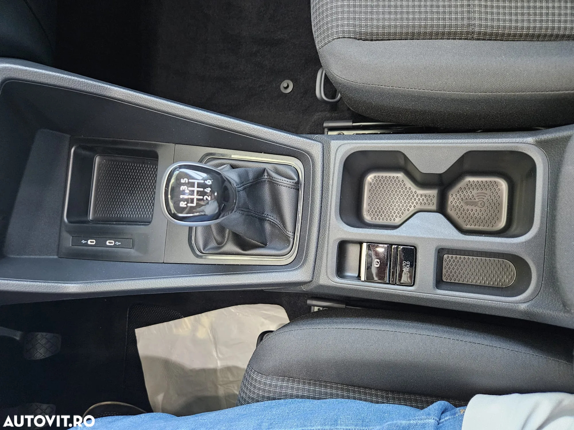 Volkswagen Caddy - 5