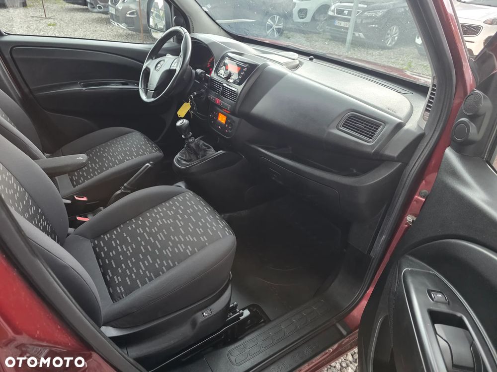 Opel COMBO - 9