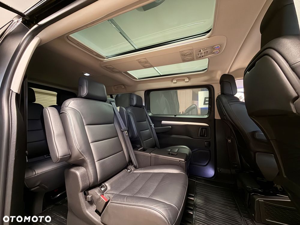 Toyota Proace Verso 2.0 D4-D Long VIP - 19