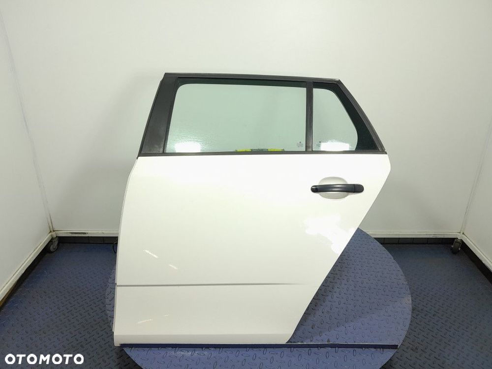 SKODA FABIA II 5J LIFT KOMBI DRZWI TYŁ TYLNE LEWE LF9E - 1