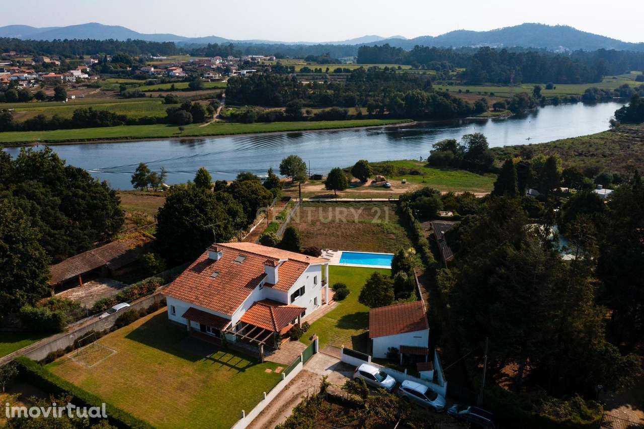 Luxuosa Moradia T5 em Esposende com Vista Deslumbrante - Grande imagem: 3/48