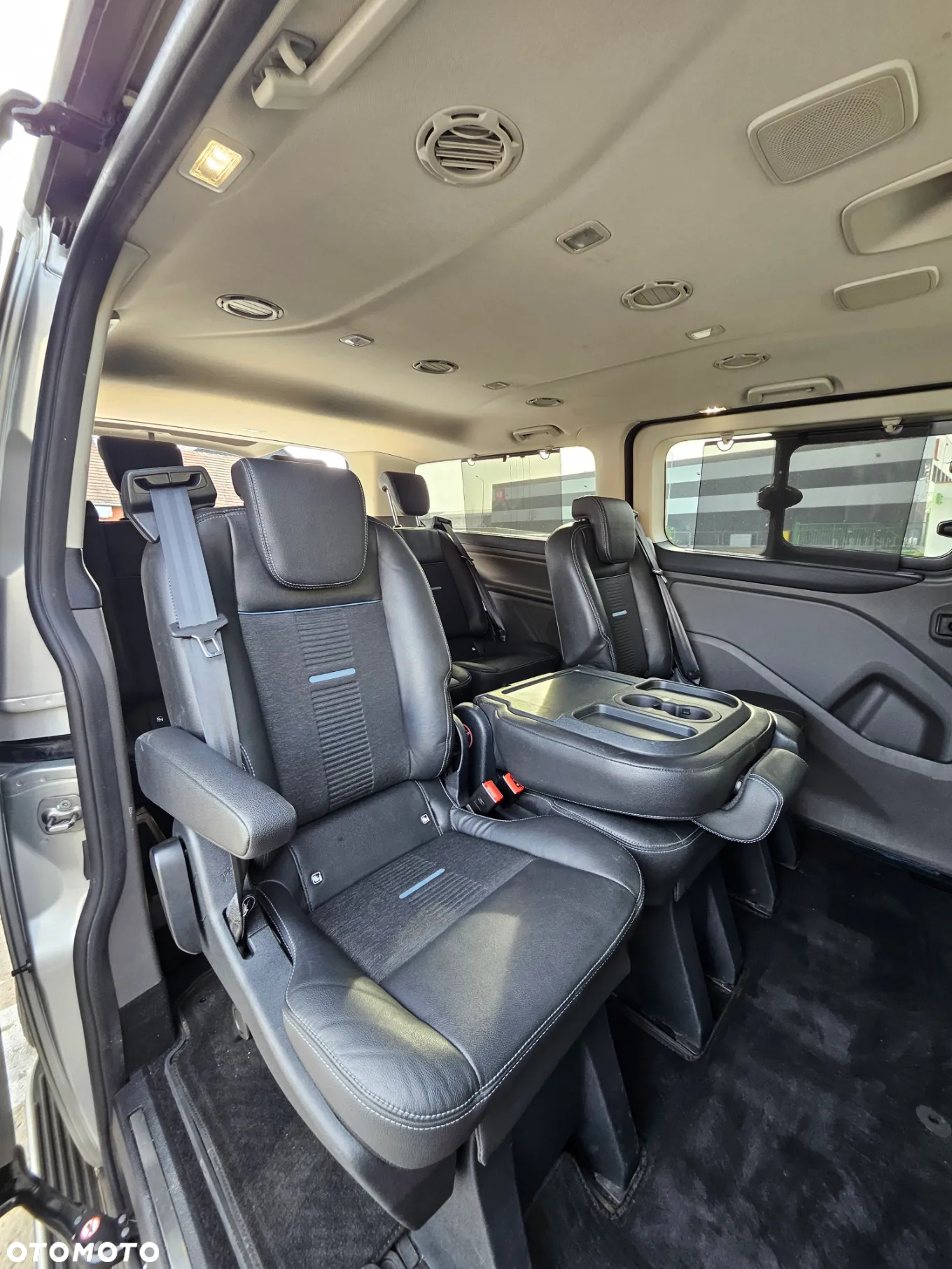 Ford Tourneo Custom 2.0 EcoBlue L2 Active SelectShift - 14