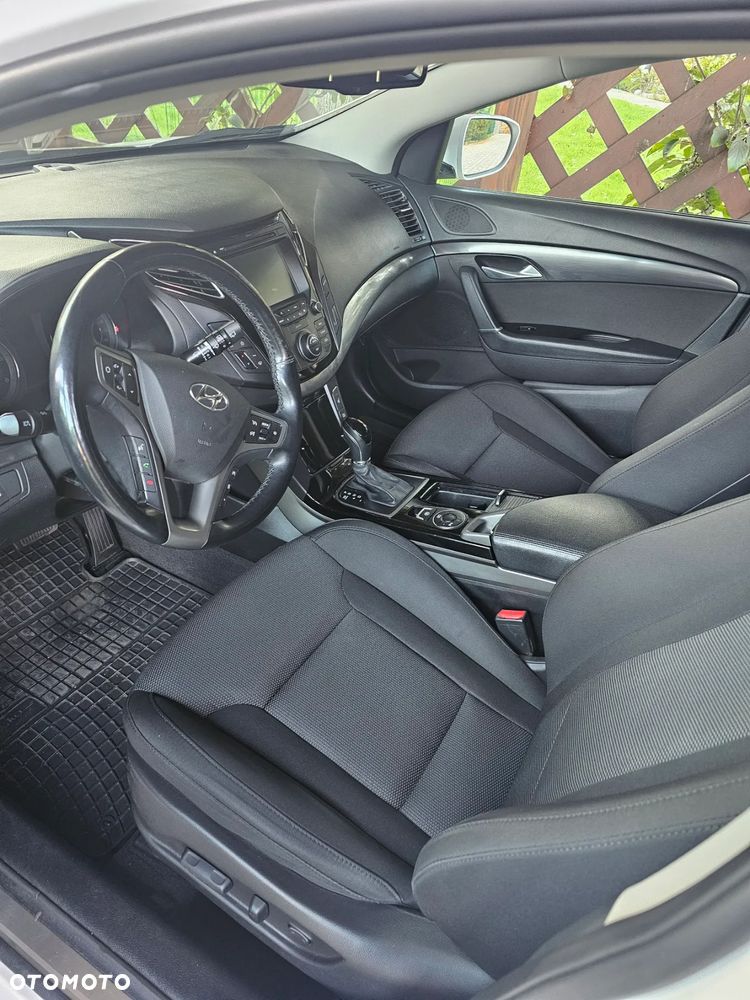 Hyundai i40 - 11