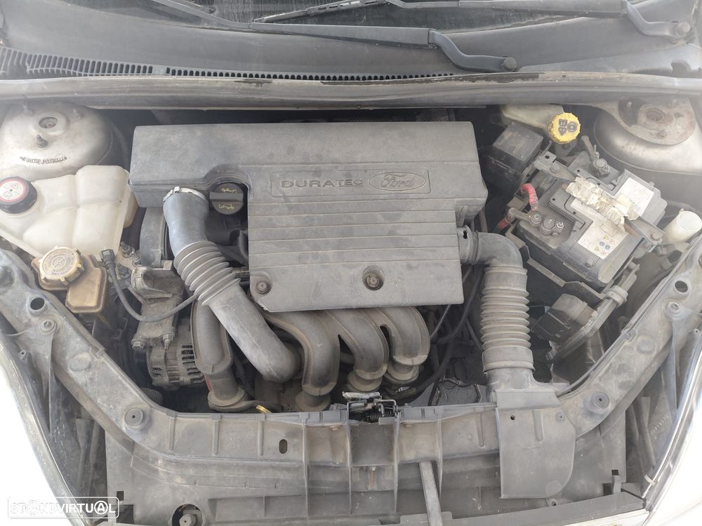 Ford Fiesta 1.25 Trend - 8