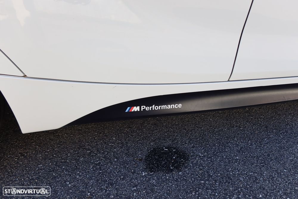BMW 118 dA Pack M - 14