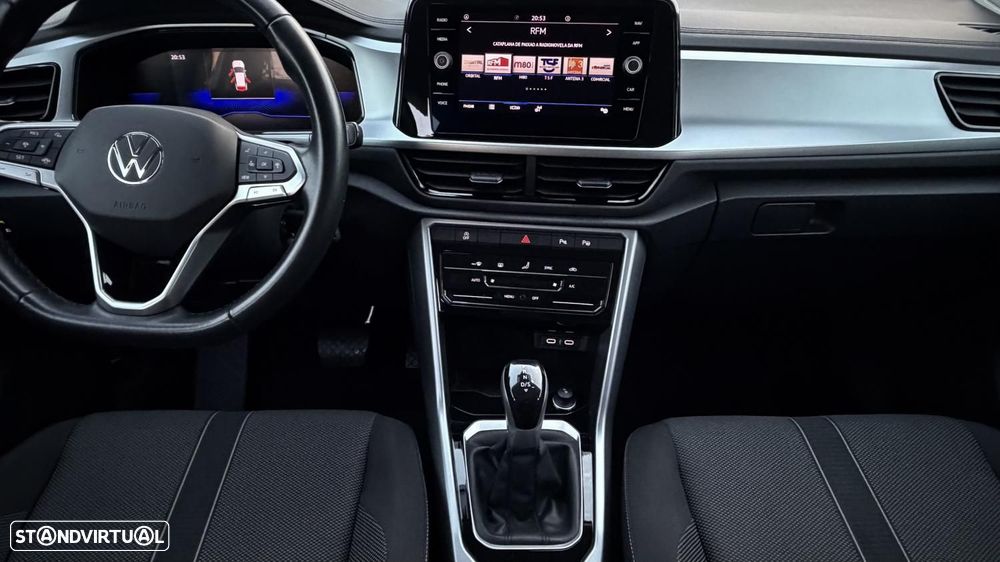 VW T-Roc 1.5 TSI Life DSG - 12