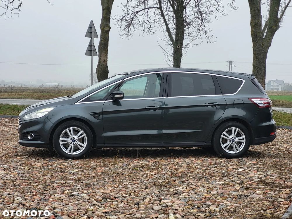 Ford S-Max 2.0 TDCi Titanium PowerShift - 7