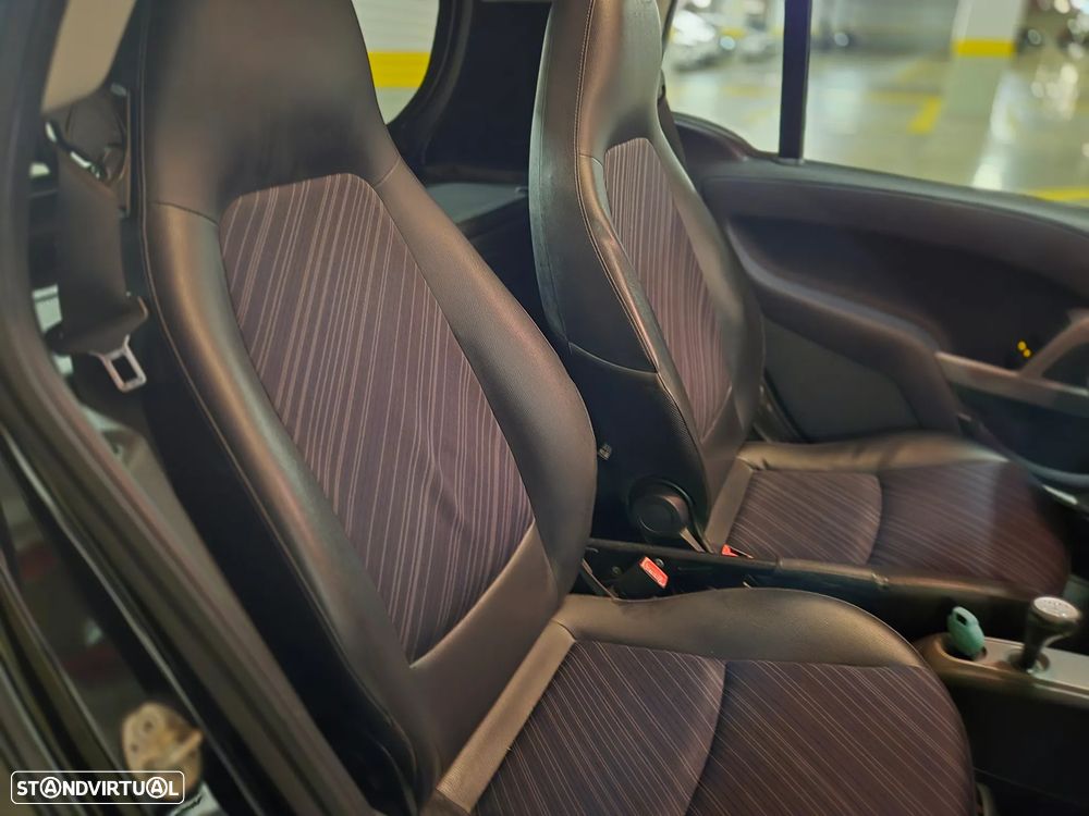 Smart ForTwo Coupé 1.0 mhd Pulse 71 - 29