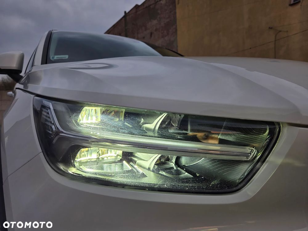 Volvo XC 40 D3 SCR Momentum - 28