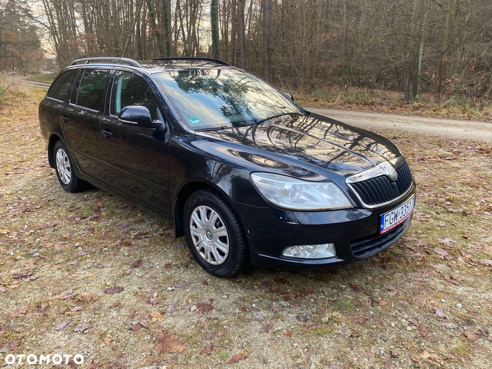 Skoda Octavia 1.6 TDI DPF Ambiente - 32