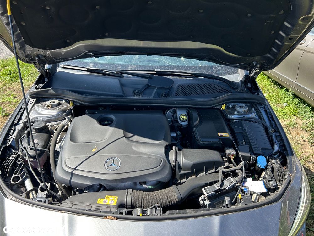Mercedes-Benz CLA 200 AMG Line - 10