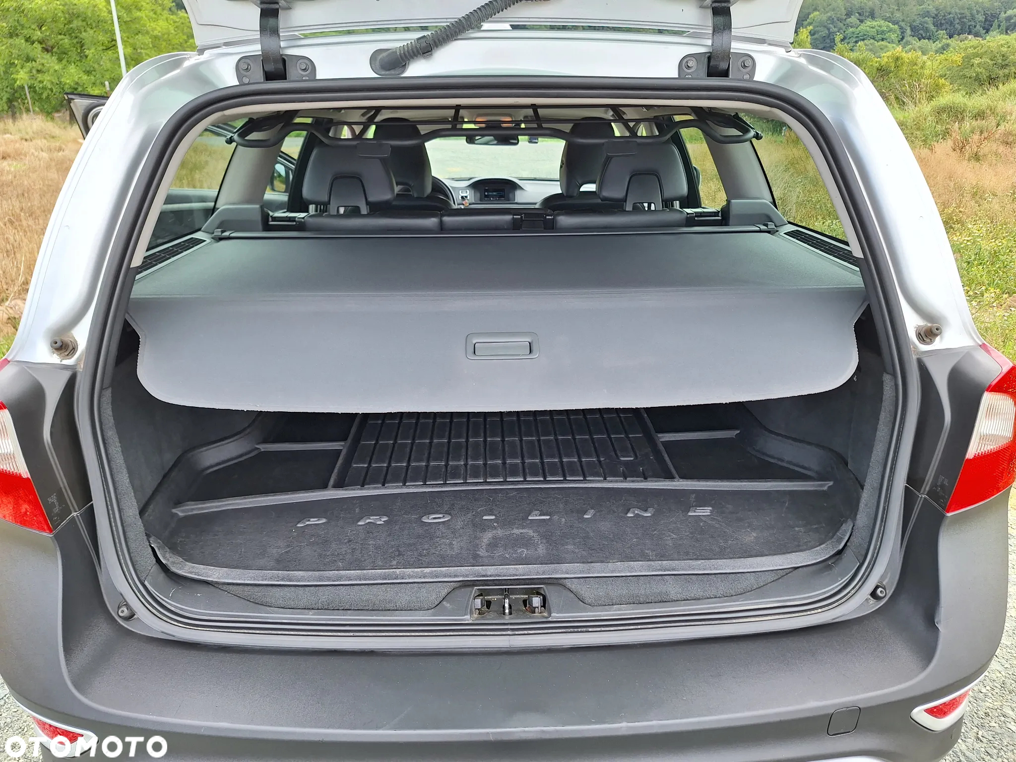 Volvo XC 70 D5 AWD Geartronic Momentum - 21