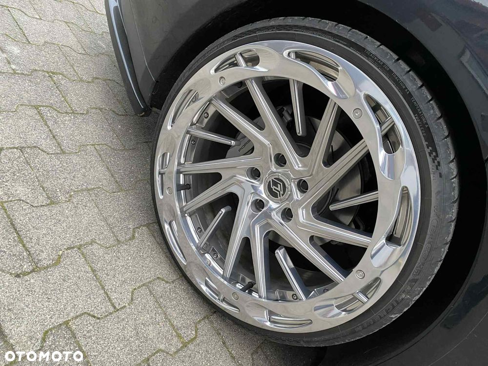 Porsche Panamera 4S - 21