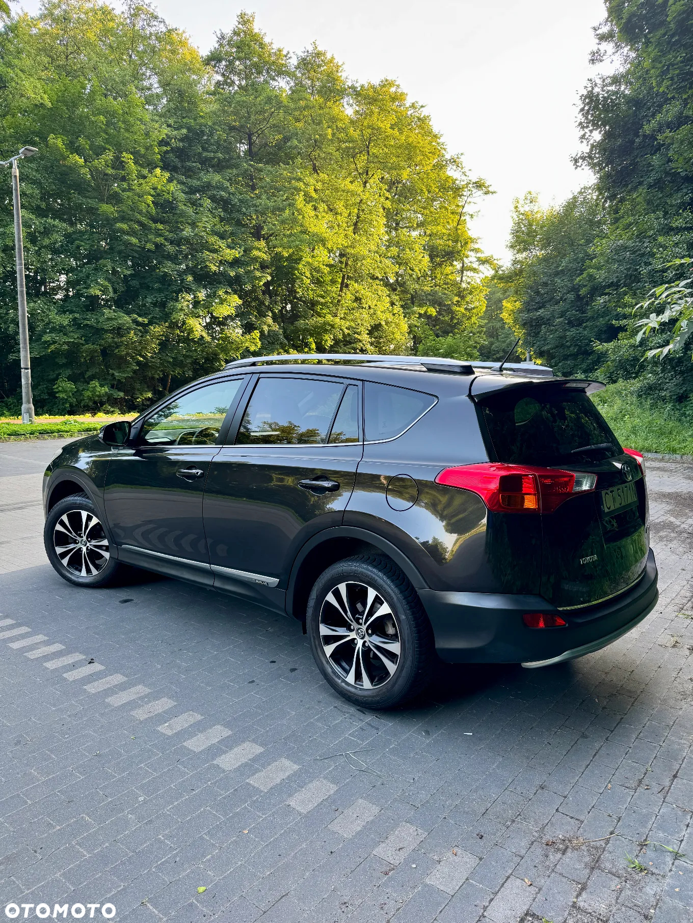 Toyota RAV4 2.0 D-4D Active 4x2 - 6
