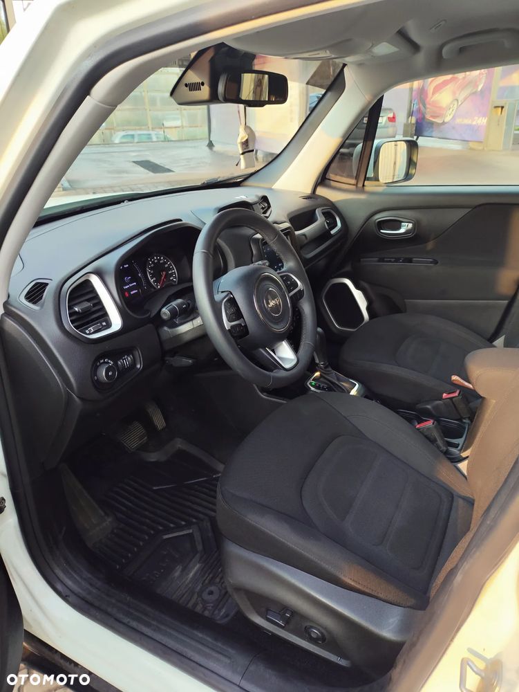 Jeep Renegade - 8