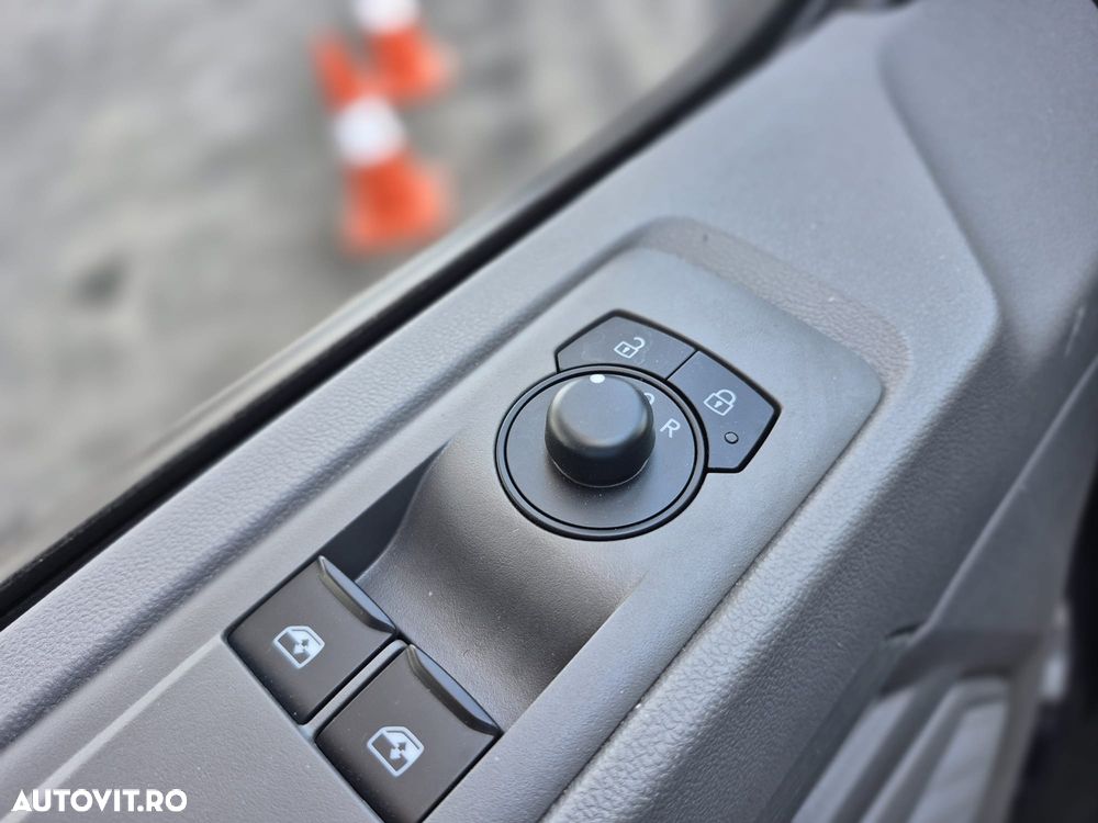 Volkswagen Caravelle 2.0 TDI 110 kW LR Comfortline - 20