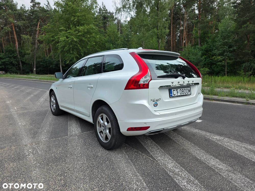 Volvo XC 60 D4 Drive-E Ocean Race - 4