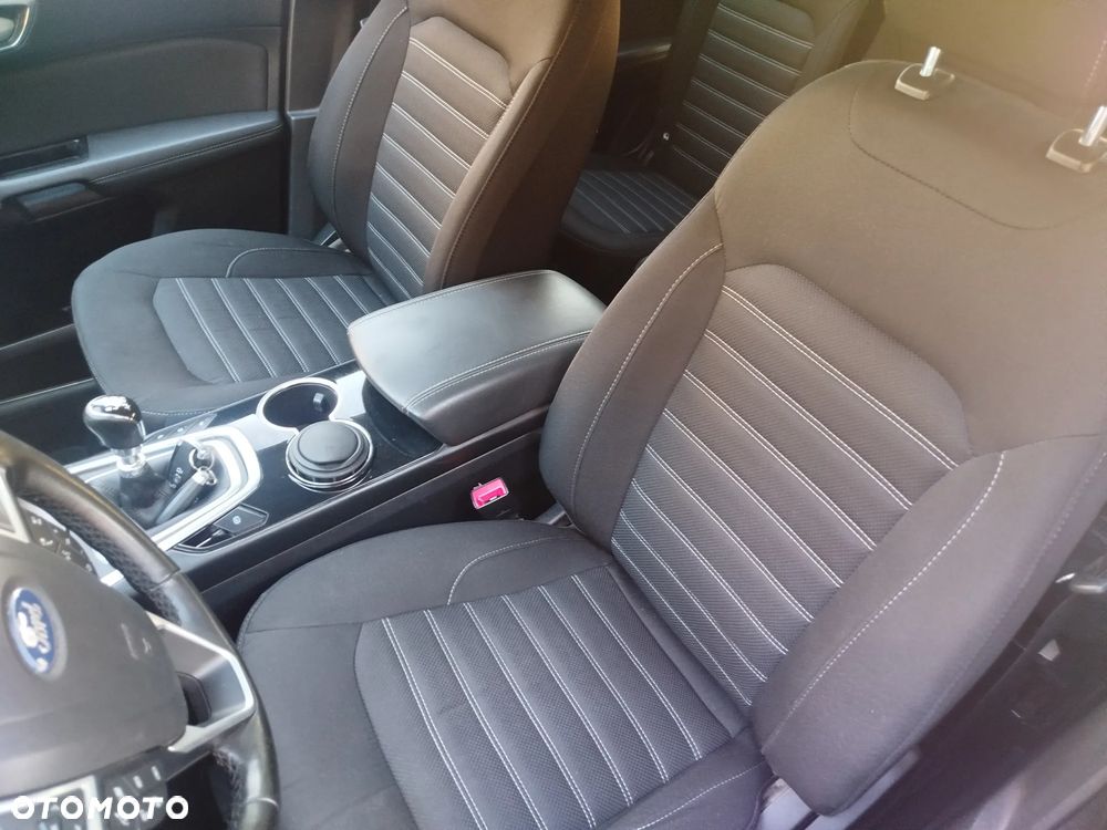 Ford Galaxy 2.0 TDCi Titanium - 10
