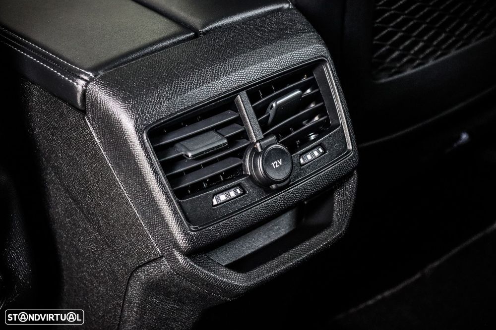 Peugeot 3008 1.6 Hybrid Allure Pack e-EAT8 - 16