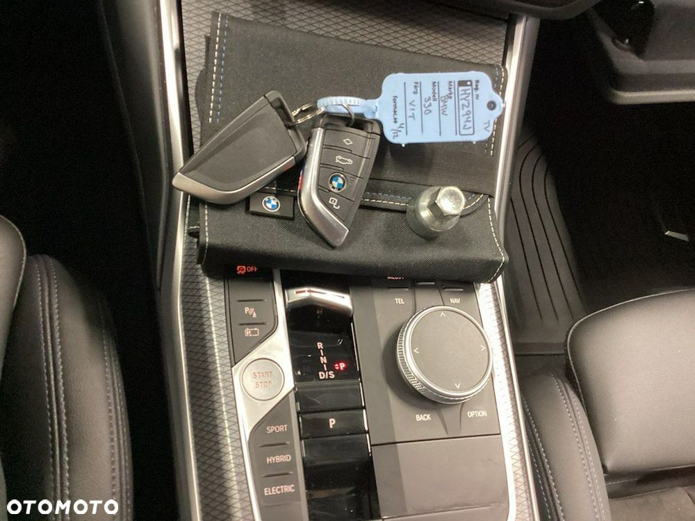 BMW Seria 3 330e PHEV xDrive M Sport - 10
