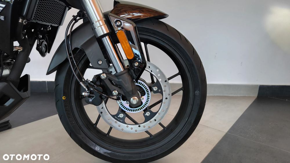 VOGE R125 - 28