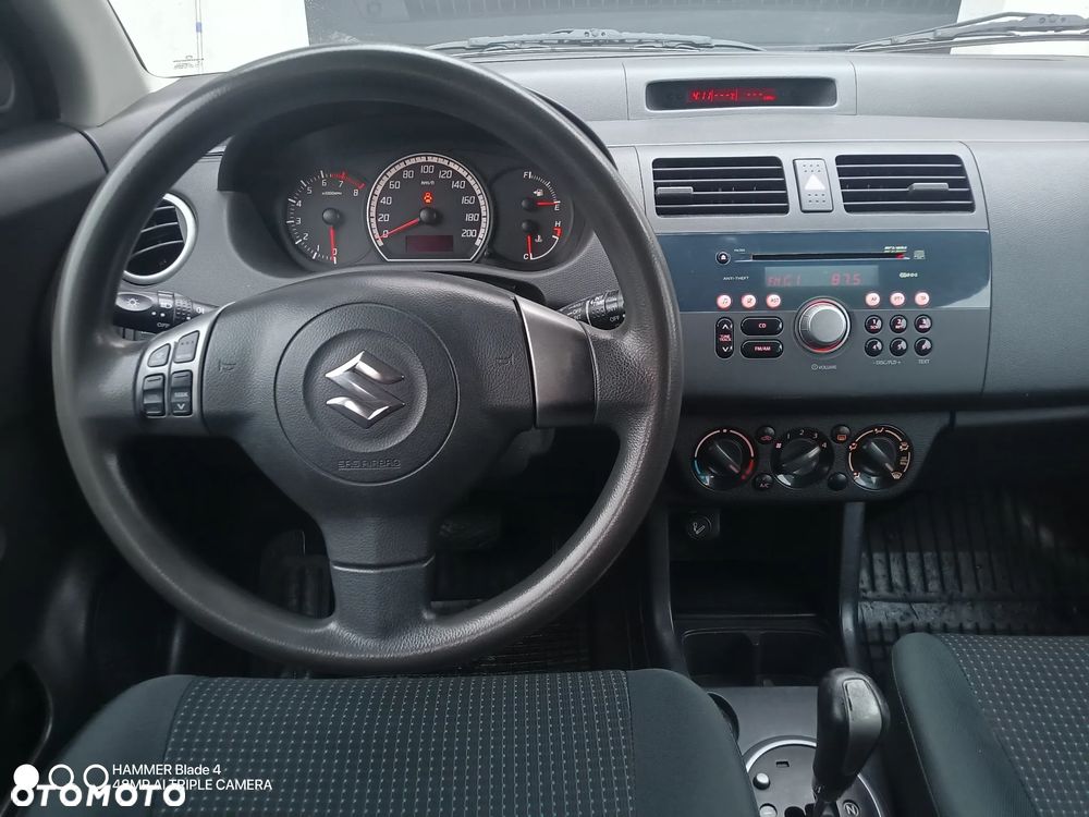 Suzuki Swift 1.3 A-M-T Comfort - 11