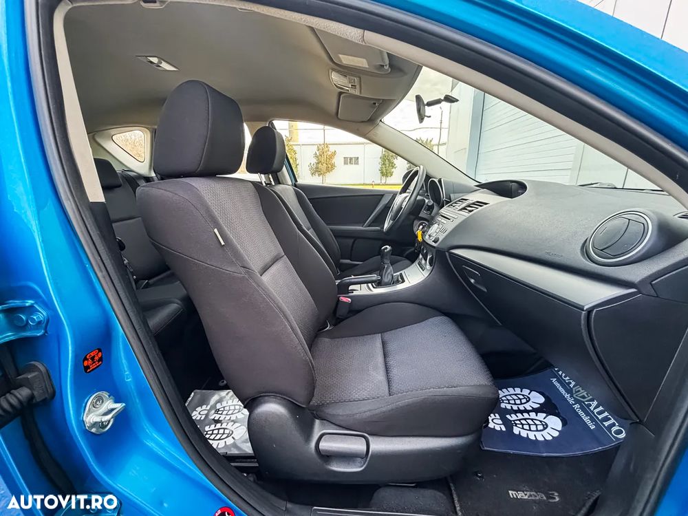 Mazda 3 Sport 1.6i CE - 11