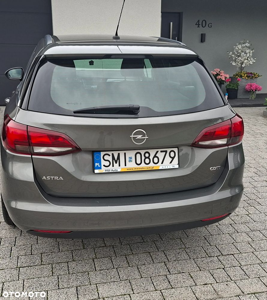 Opel Astra 1.6 CDTI Enjoy - 4