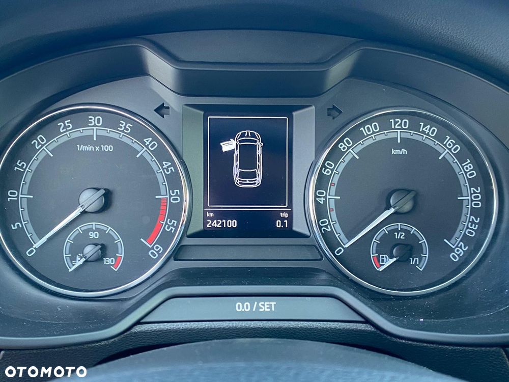 Skoda Octavia 2.0 TDI Ambition DSG - 17