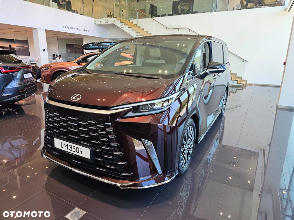 Lexus LM 350h Prestige - 12