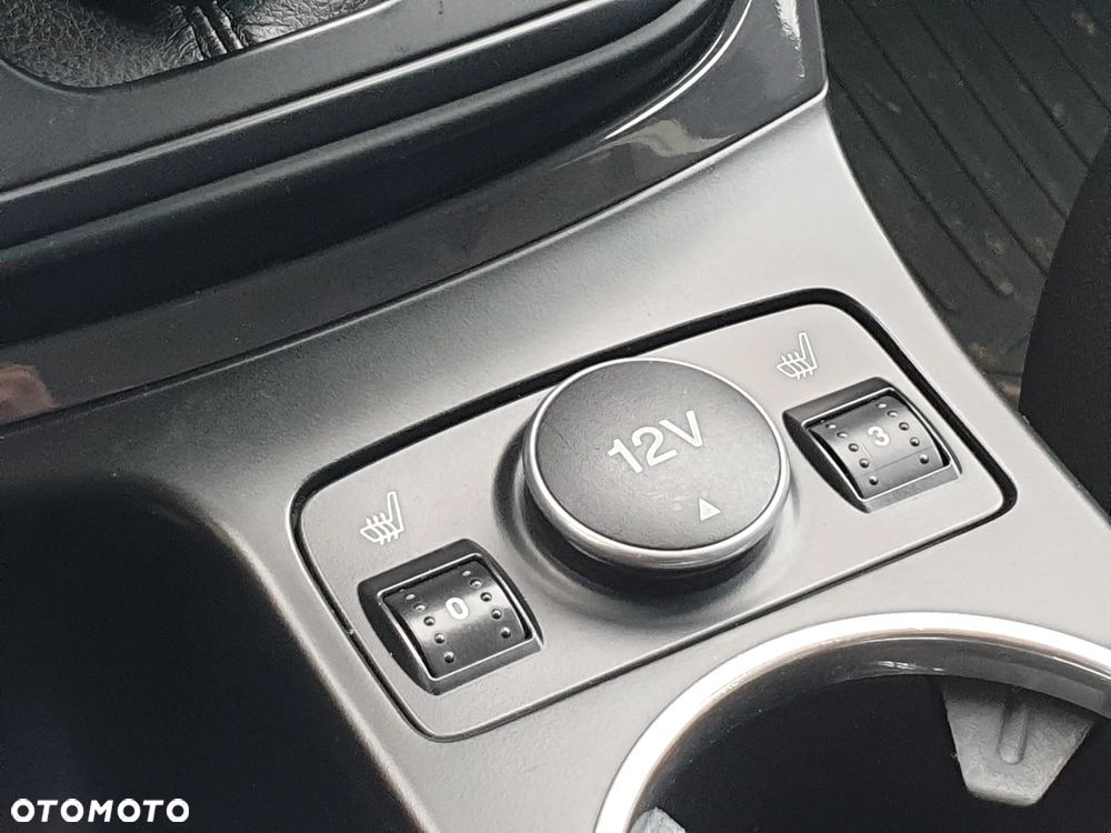 Ford Kuga 2.0 TDCi 4x4 Titanium - 10